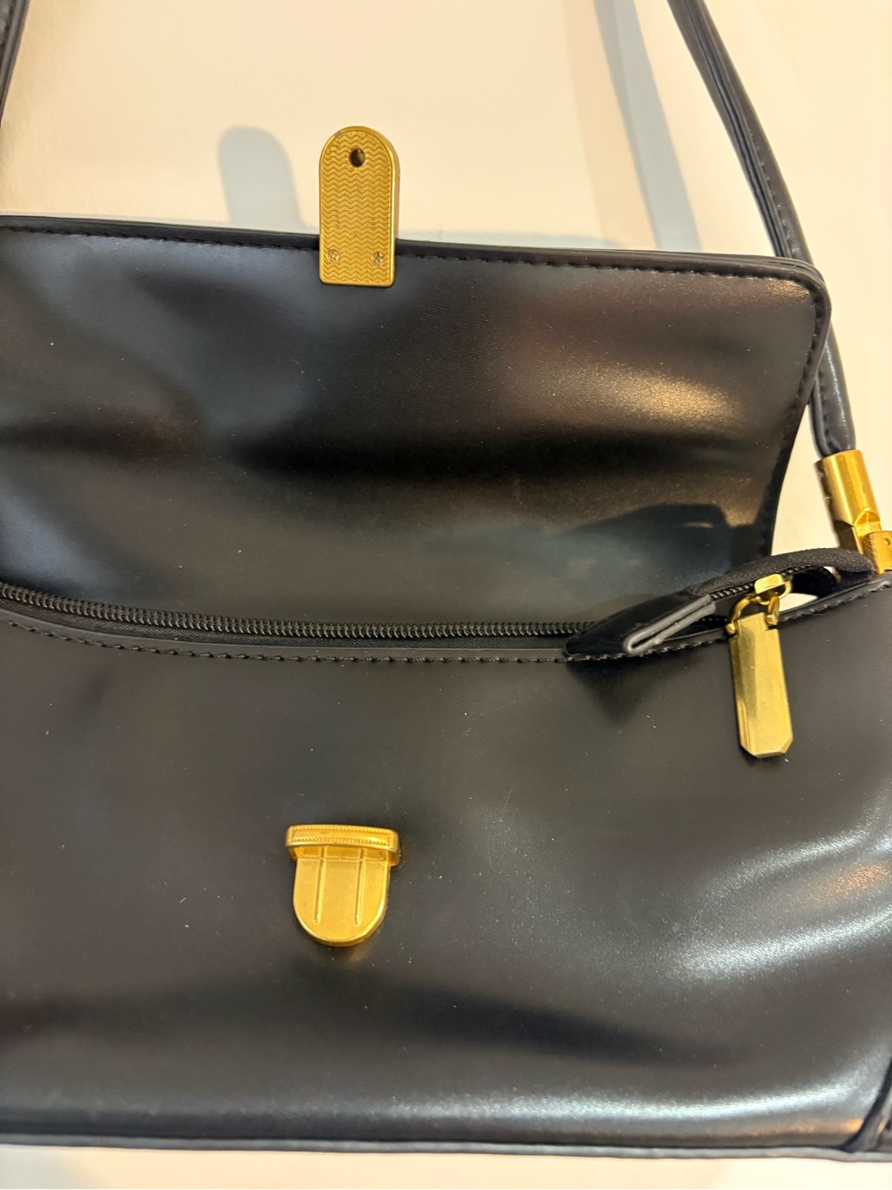 Classic Black Shoulder Bag with Gold Hardware - Picture 3 of 8